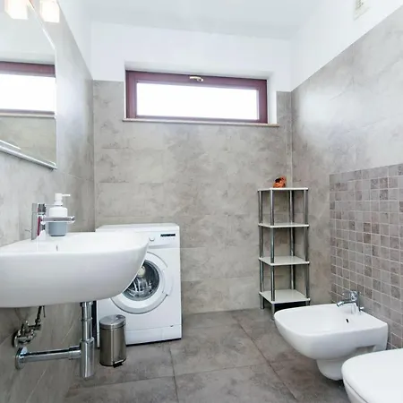 Center - Torunska 18 By Apartmore