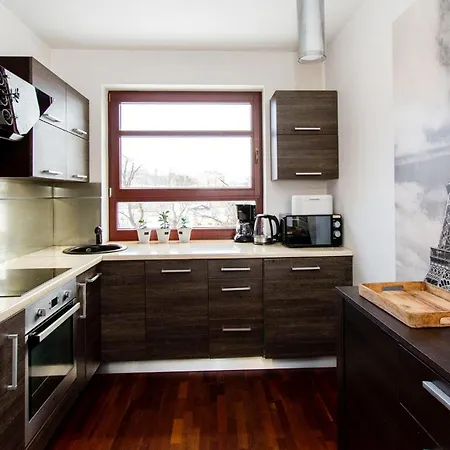 Center - Torunska 18 By Apartmore *