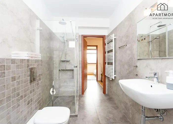 Center - Torunska 18 By Apartmore *