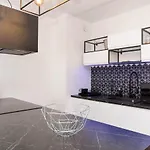 Center - Torunska 18 By Apartmore *